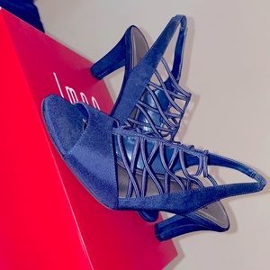 Navel Blue 3 in heels